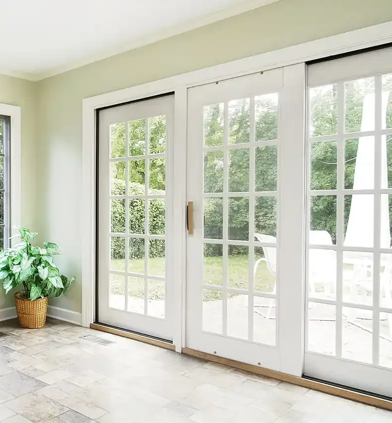 Interior Design Organic Modern - 현대적인 화이트 PVC 프레임 유리 슬라이딩